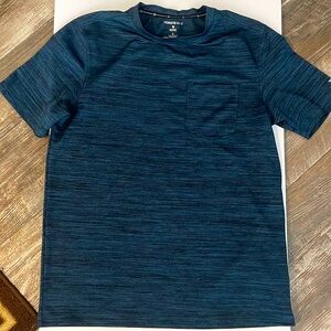 Kenneth Cole Active Men’s Large Tee with Pocket